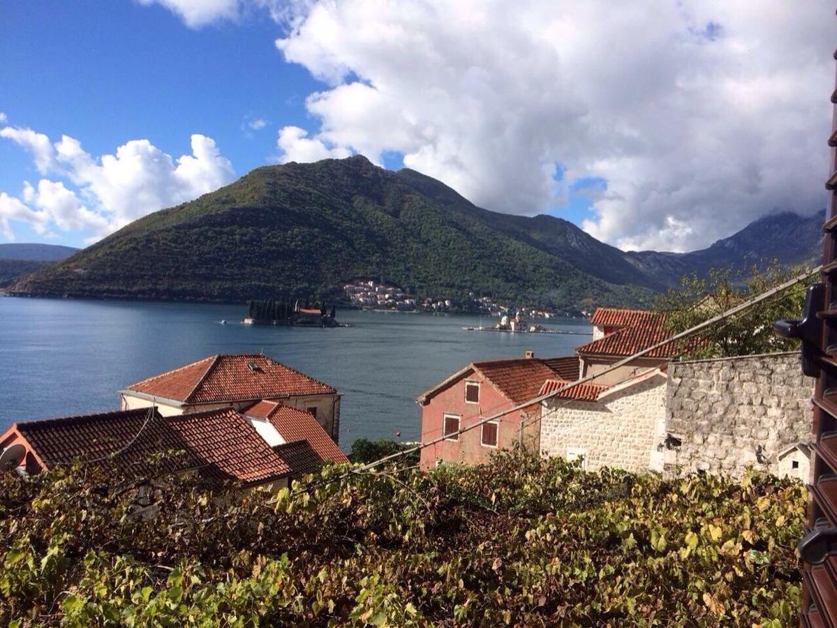 Be Happy In Perast Apartment Exterior photo