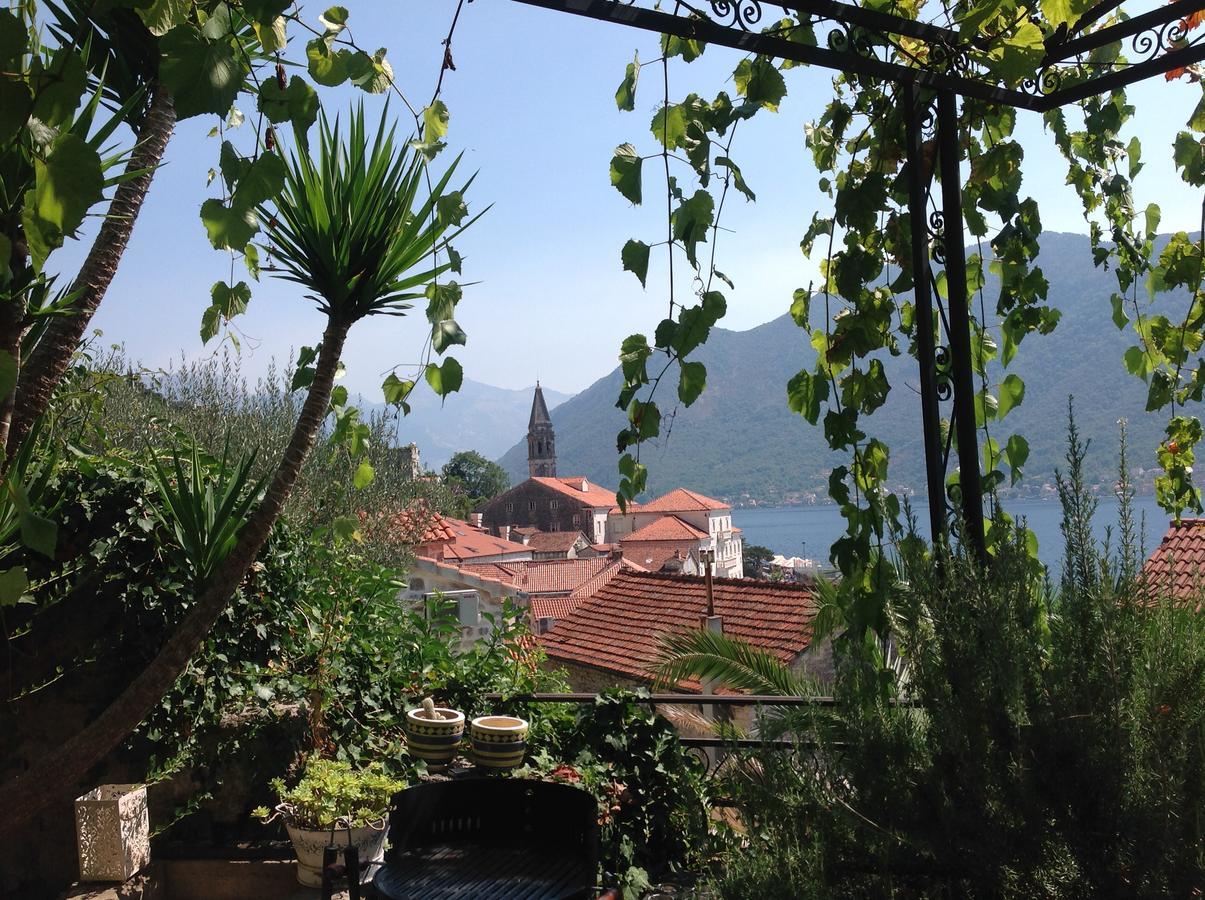 Be Happy In Perast Apartment Exterior photo