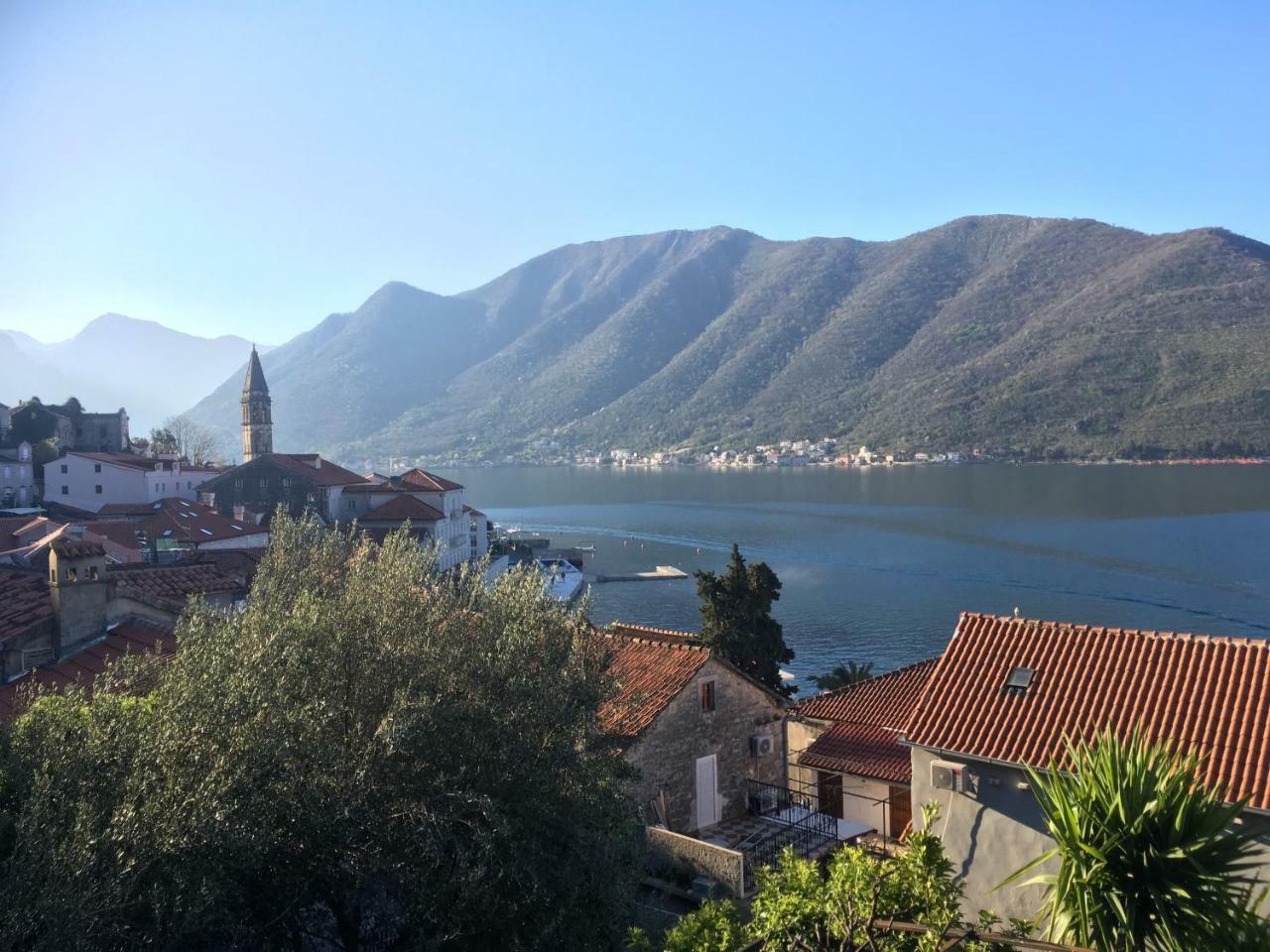 Be Happy In Perast Apartment Exterior photo